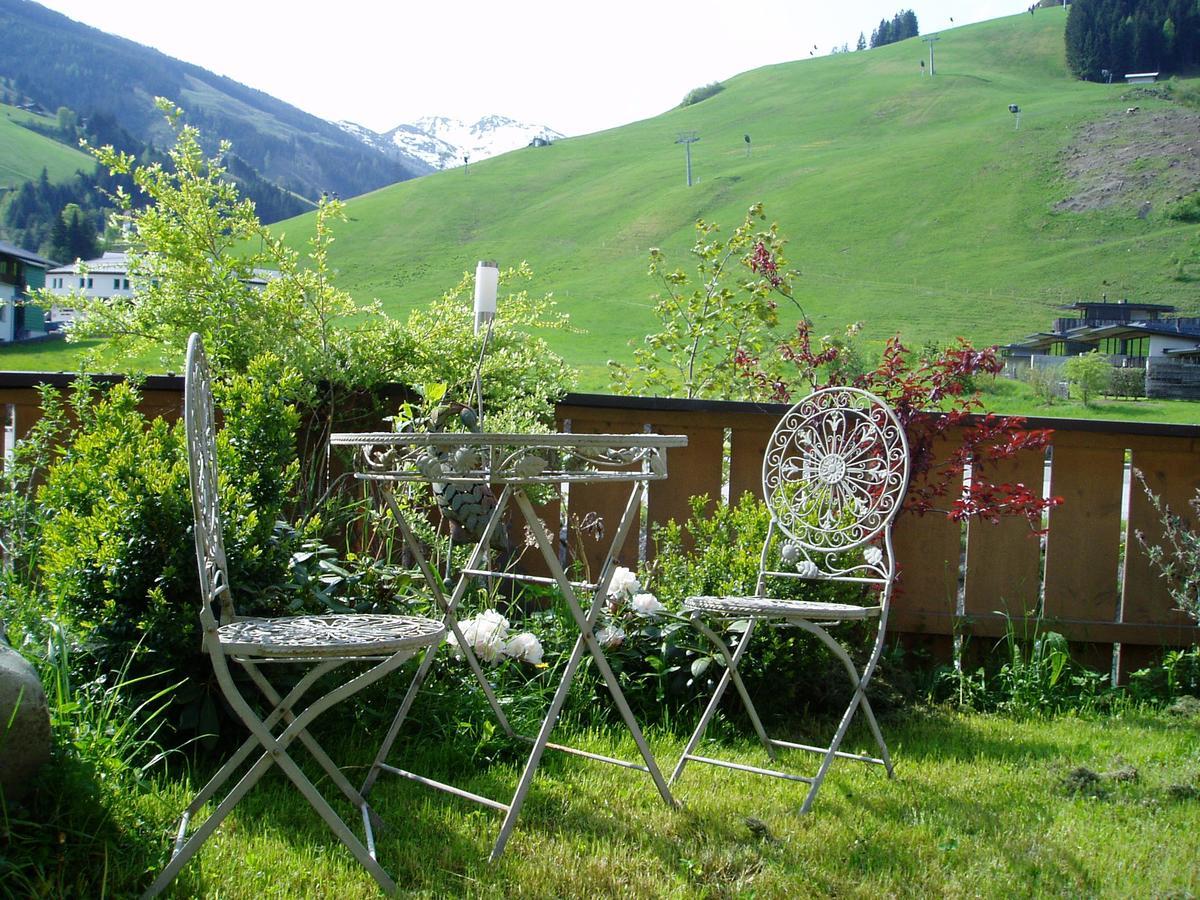 Am Zwoelferkogel Appartements Saalbach-Hinterglemm Exteriér fotografie